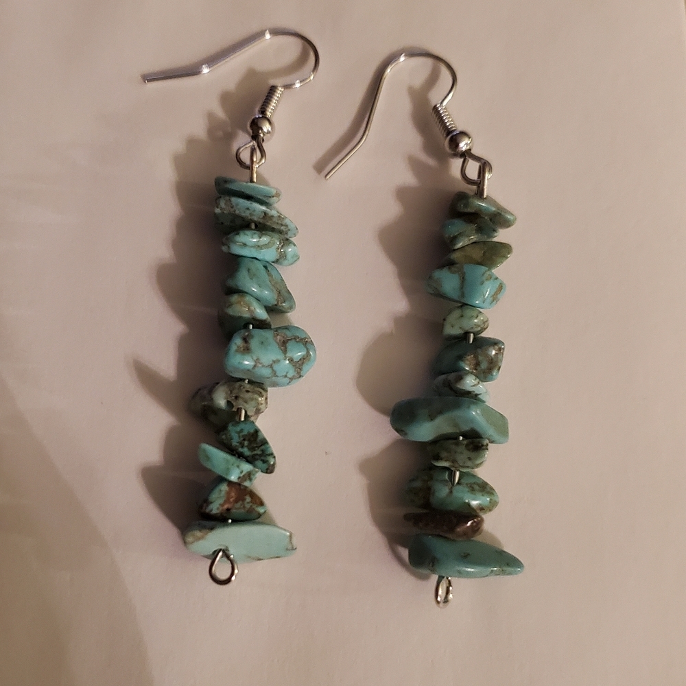 Hand crafted Dyed Turquoise Howlite Chip Bead Earrings.